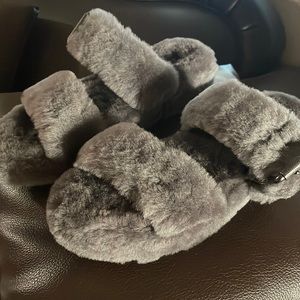 UGG SANDALS BRAND NEW